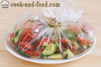 Opskrift salat af agurker, tomater og squash