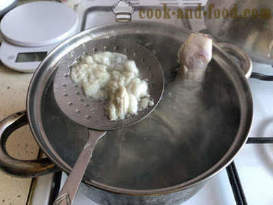 Sådan koger suppe med kylling kharcho