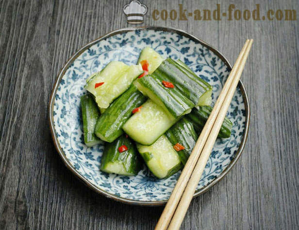 Kinesisk salat med frisk agurk