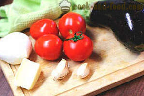 Bagt aubergine med tomat og ost