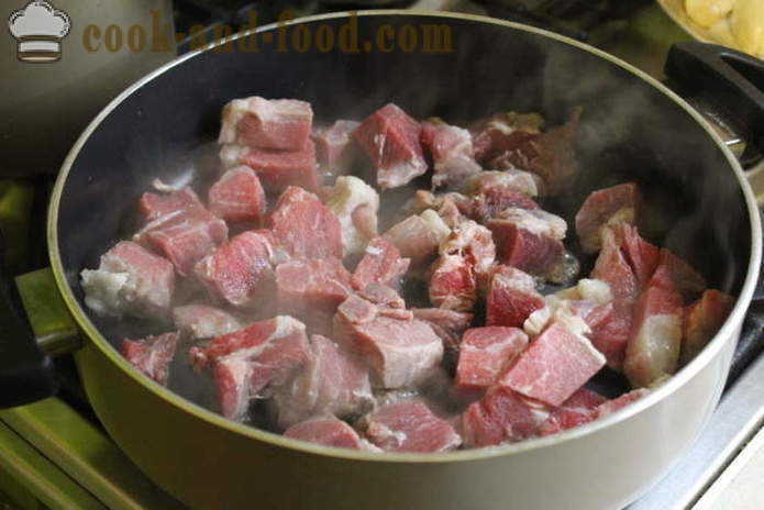 Braiseret svinekød med rosmarin og pære - hvordan at tilberede en lækker gryderet af svinekød, skridt for skridt med fotos RECEP