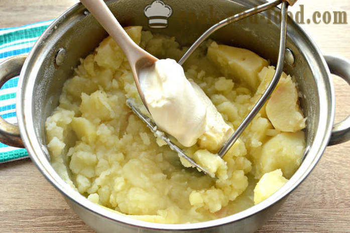 Kartofler mosede med creme fraiche - hvordan man laver kartoffelmos, en trin for trin opskrift fotos