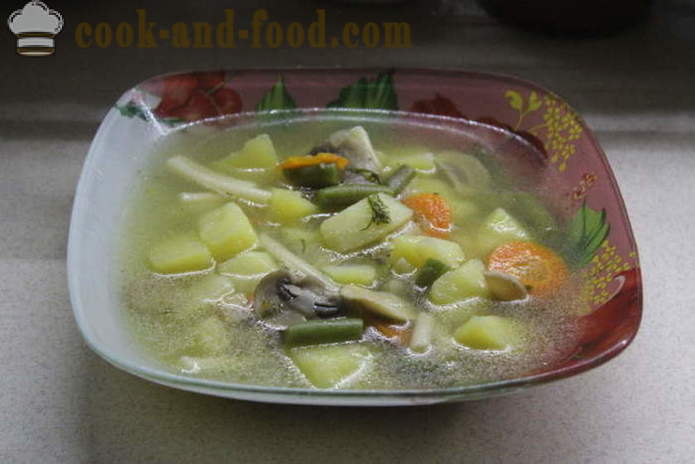 Meatless grøntsagssuppe med grønne bønner - hvordan man laver en grøntsagssuppe derhjemme, trin for trin opskrift fotos