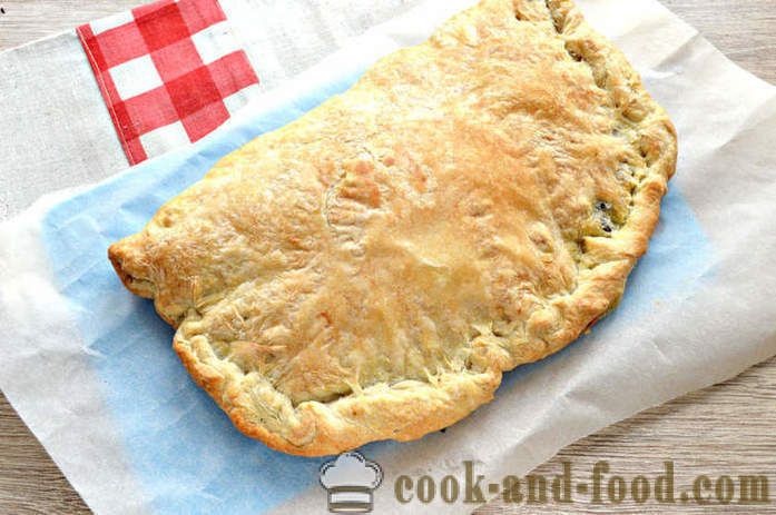 Pie med kål og svampe i butterdej - hvordan man laver en kage med de usyrede dej pust, en trin for trin opskrift fotos