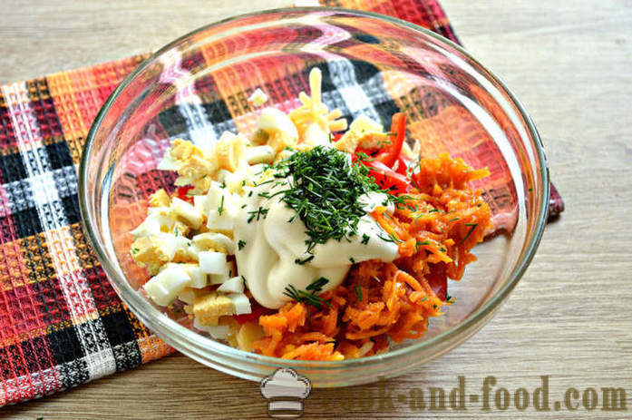 Ost salat med cherrytomater, æg og gulerod i koreansk - hvordan man laver ost salat, en trin for trin opskrift fotos
