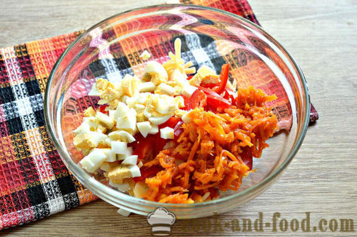 Ost salat med cherrytomater, æg og gulerod i koreansk - hvordan man laver ost salat, en trin for trin opskrift fotos