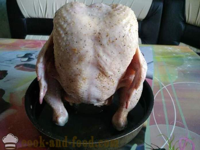 Bagt kylling helt på banken - som en lækker bagt kylling i ovnen hele, en trin for trin opskrift fotos