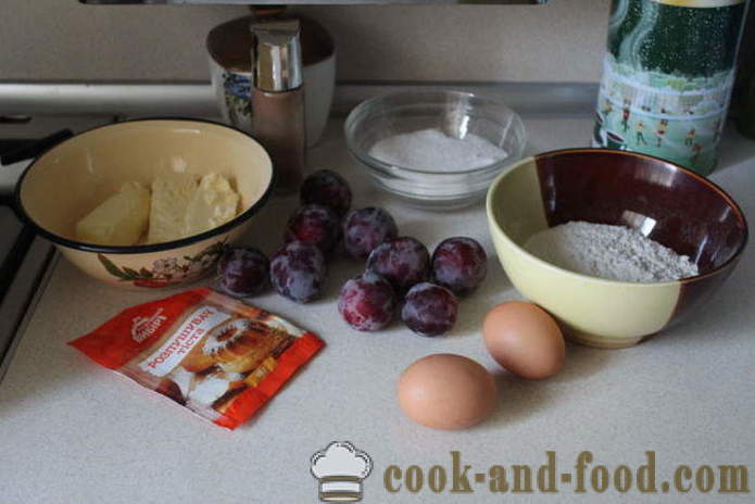 Plum kage med en recept New York Times - hvordan til at bage American Pie med blommer og kanel, med en trin for trin opskrift fotos