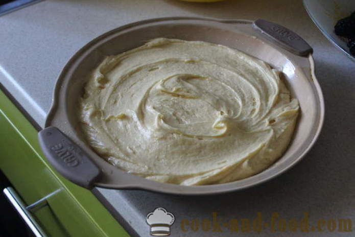 Jellied brombær tærte yoghurt uden - hvordan man laver en blackberry cirkel i ovnen, med en trin for trin opskrift fotos