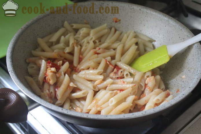 Italiensk pasta med tomat og fisk - hvordan man kokken pasta med fisk og tomater, en trin for trin opskrift fotos