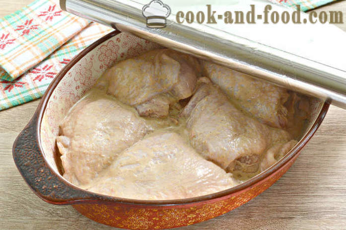 Kyllingelår i ovnen - hvordan man laver kylling lår i mayonnaise og sojasauce, en trin for trin opskrift fotos