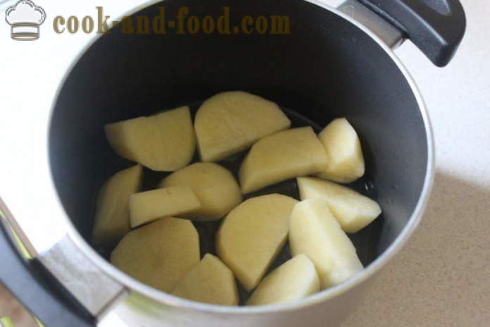Velsmagende kartofler med hvidløg og bacon - hvordan at tilberede en lækker nye kartofler, en trin for trin opskrift fotos