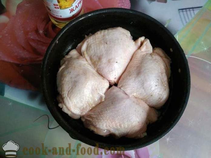 Kylling lår i ovnen - som en lækker bagt kylling lår i ovnen, med en trin for trin opskrift fotos