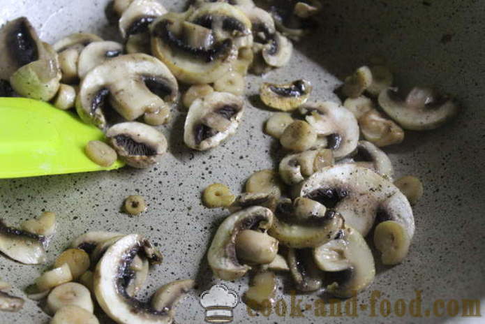 Gryderet af rå kartofler med svampe og sorrel - hvordan man laver en gryderet af kartofler med svampe, en trin for trin opskrift fotos