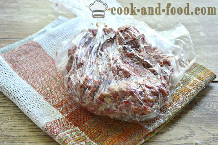 Saftige kød bøffer med revet rå kartofler - hvordan man laver burgere fra hakket oksekød med kartofler, en trin for trin opskrift fotos