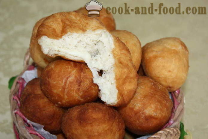 Frodige donuts på gær proppet med ost - hvordan man laver donuts med fyld, en trin for trin opskrift fotos