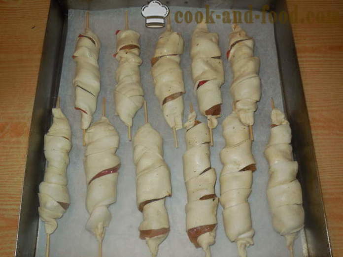 Kylling i butterdej i ovnen på spyd - hvordan man laver en kylling på spyd, en trin for trin opskrift fotos
