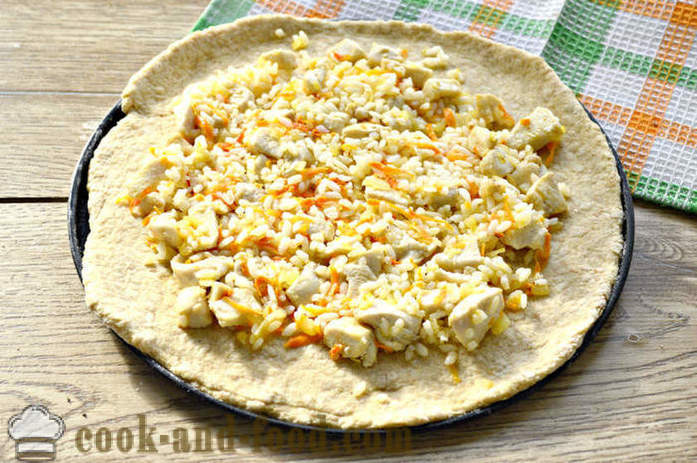 Pie Hele korn korn med kylling og ris - hvordan man laver en kylling cirkel i ovnen, med en trin for trin opskrift fotos