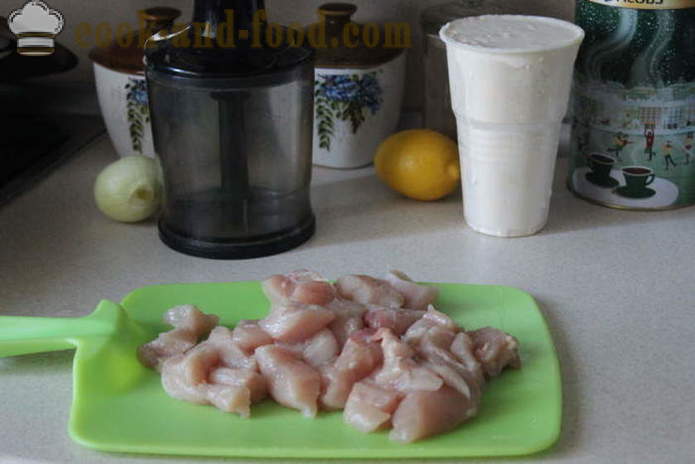 Kødboller af hakket kylling med ris og creme fraiche sauce - hvordan man laver frikadeller fra hakket kylling og ris, med en trin for trin opskrift fotos