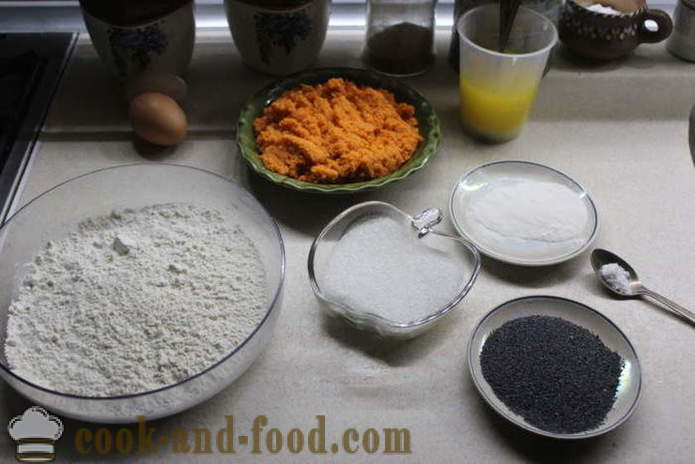 Enkel kage med gulerødder og birkes - Hvordan til at bage en gulerod kage i ovnen, med en trin for trin opskrift fotos