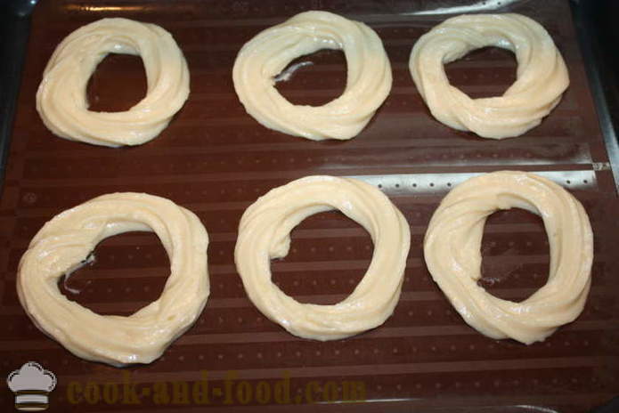 Custard ringe med ostemasse creme Tiramisu - hvordan man laver creme ringe derhjemme, skridt for skridt opskrift fotos