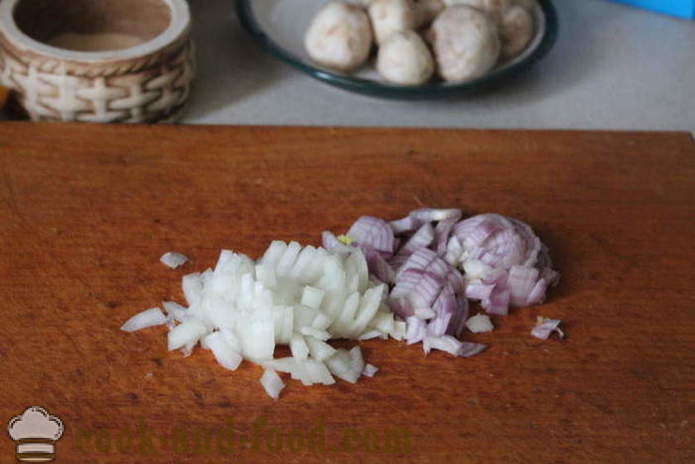 Cremet champignon sovs - hvordan man laver en champignon sauce med svampe, en trin for trin opskrift fotos