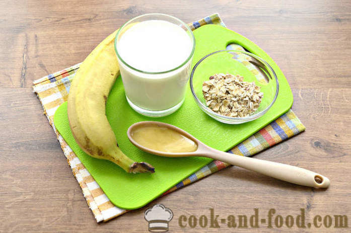 Banan smoothie med havregryn - hvordan man laver en banan smoothie med mælk og havregryn i en blender, en trin for trin opskrift fotos