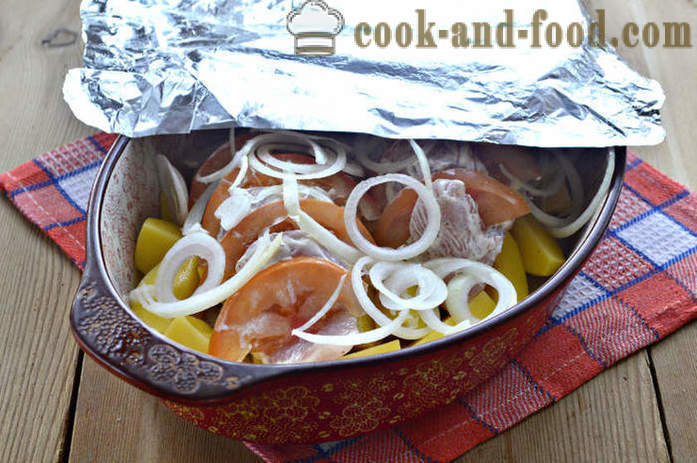 Bagte kartofler med kylling og tomat - hvordan til at bage kylling i ovnen med kartofler, en trin for trin opskrift fotos