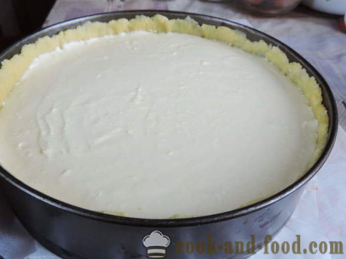 Hjemmelavet cheesecake med hytteost på en mørdej - hvordan man laver en cheesecake derhjemme, trin for trin opskrift fotos