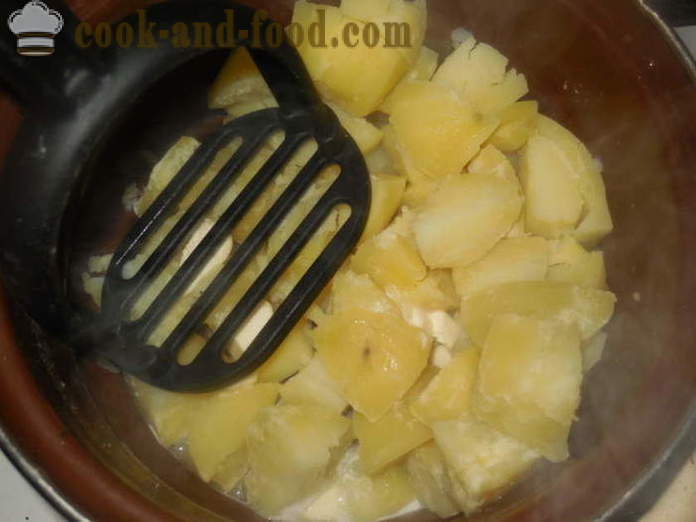 Lækre ruller af pitabrød med kartofler og pølse - Hvordan forbereder ruller af pita fyld, skridt for skridt opskrift fotos