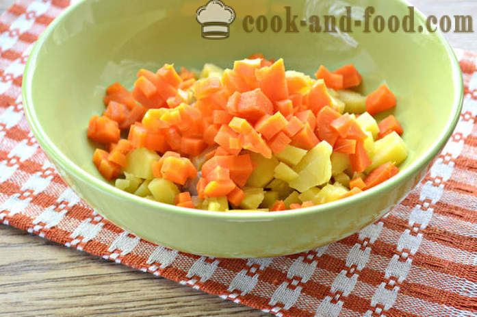 Enkel vegetabilske salat med sild - hvordan man laver en vinaigrette med sild, en trin for trin opskrift fotos