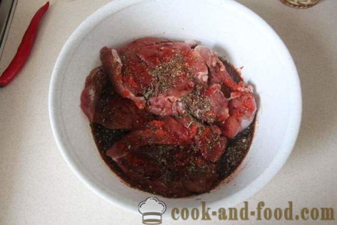 Oksekød bøf på en pande - hvordan man rister oksekød bøf, en trin for trin opskrift fotos