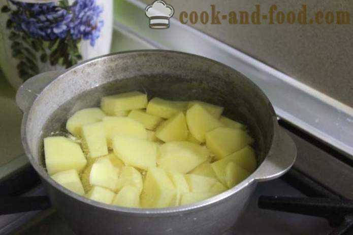 Bolde af kartofler med ost og krydderurter i olie - hvordan man kan gøre kartoffel bolde med ost, en trin for trin opskrift fotos