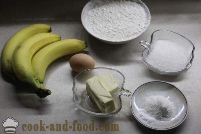 En lækker banan kage med nødder - hvordan man laver muffins med banan i ovnen, med en trin for trin opskrift fotos