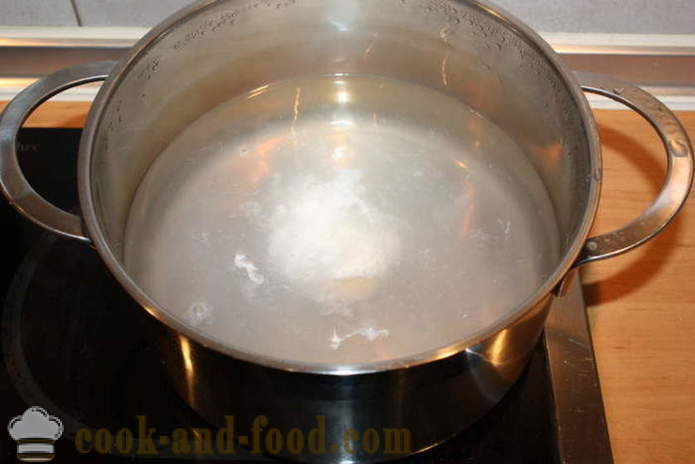 Æg pocheret i vand - hvordan man laver en fødekilde æg hjemme, trin for trin opskrift fotos