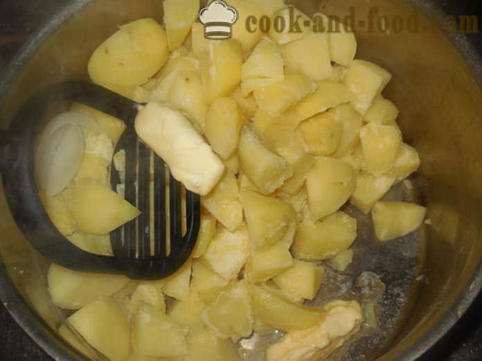 Peberfrugter proppet med kartoffelmos og bagt i ovnen - hvordan man laver fyldte peberfrugter med kartofler og ost, med en trin for trin opskrift fotos