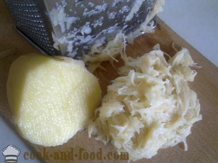 Gryderet af revet rå kartofler med ost og hvidløg - hvordan at tilberede en lækker gryderet af kartofler i ovnen, med en trin for trin opskrift fotos