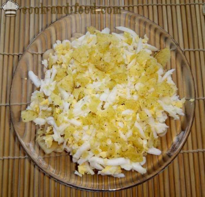 Enkel salat og chips - hvordan man laver en lagdelt salat med skinke, svampe og chips, en trin for trin opskrift fotos
