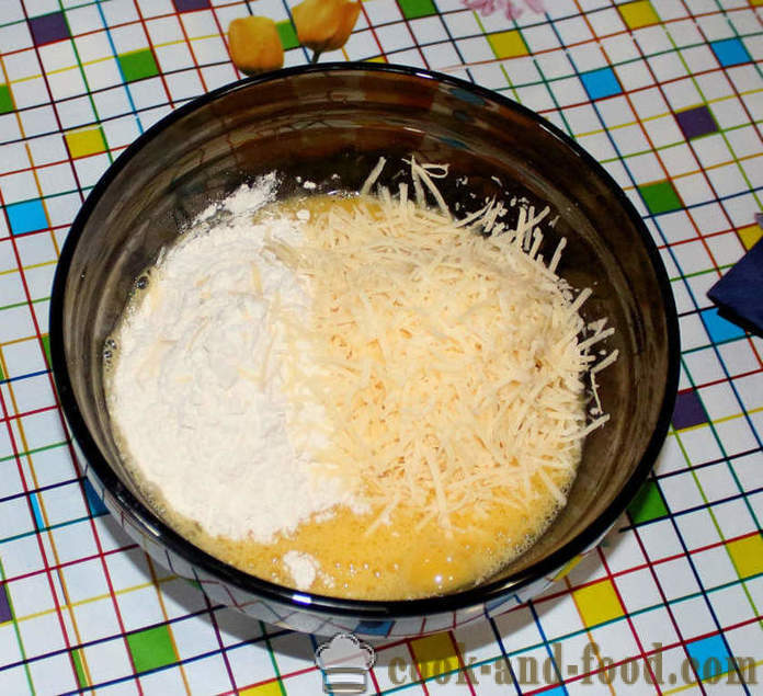 Enkel cheesecake dej for fiskene, koteletter, kylling, blomkål eller zucchini - hvordan man laver ost dej, med en trin for trin opskrift fotos