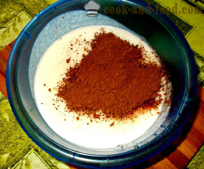 Hjem panna cotta med chokolade-creme - hvordan man laver panna cotta hjem, trin for trin opskrift fotos