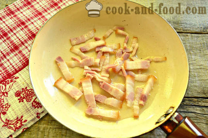 Bagt kartoffel med bacon - ligesom gryderet kartofler på en pande, en trin for trin opskrift fotos