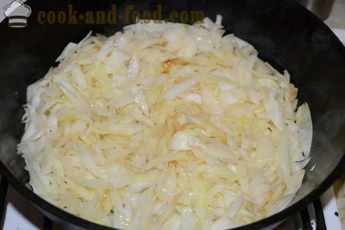 Sauerkraut og frisk kål med kød - hvordan at tilberede en lækker gryderet med kål i en gryde, med en trin for trin opskrift fotos
