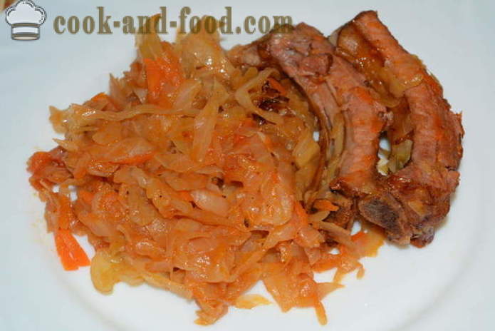 Sauerkraut og frisk kål med kød - hvordan at tilberede en lækker gryderet med kål i en gryde, med en trin for trin opskrift fotos