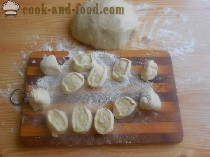 Meatless dumplings med rå kartofler og løg - hvordan man laver dumplings med rå kartofler, en trin for trin opskrift fotos
