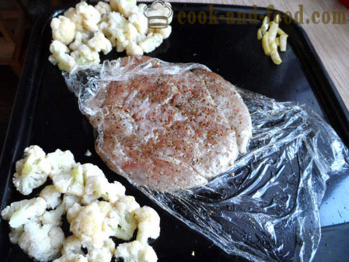 Kylling koteletter med ost i ovnen - hvordan man laver koteletter kylling er velsmagende, med en trin for trin opskrift fotos