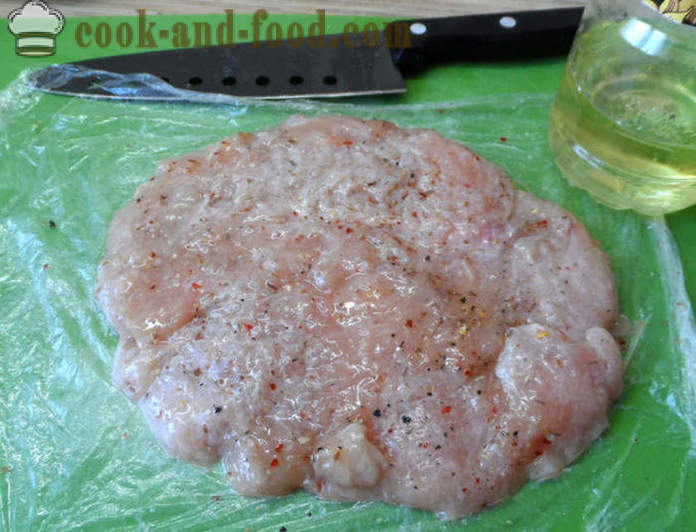 Kylling koteletter med ost i ovnen - hvordan man laver koteletter kylling er velsmagende, med en trin for trin opskrift fotos