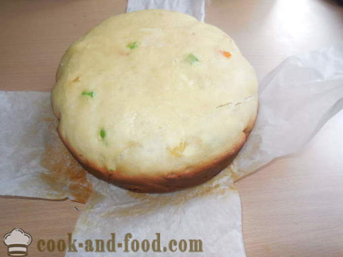 Simple multivarka påske kage med fløde og smeltet mælk - hvordan til at bage en kage i multivarka, trin for trin kage enkel opskrift og foto