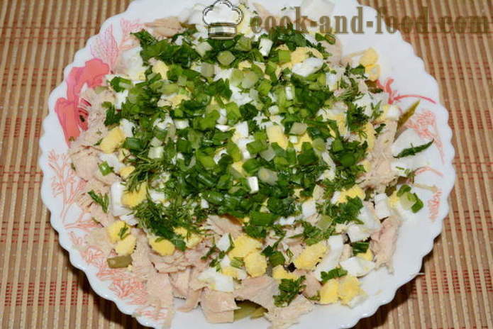 Selleri salat med kylling, æg, agurk og mayonnaise - Hvordan forbereder en salat af selleri rod, en trin for trin opskrift fotos