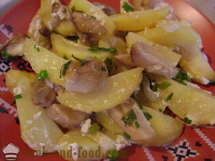 Kartofler bagt i ovnen med svampe og creme fraiche - hvordan lækker bagte kartofler i ovnen, med en trin for trin opskrift fotos
