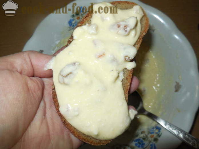 Lazy cheesecake fra brød med ost, tørrede abrikoser og kiwi frugt - ligesom en doven bage cheesecake med hytteost, en trin for trin opskrift fotos